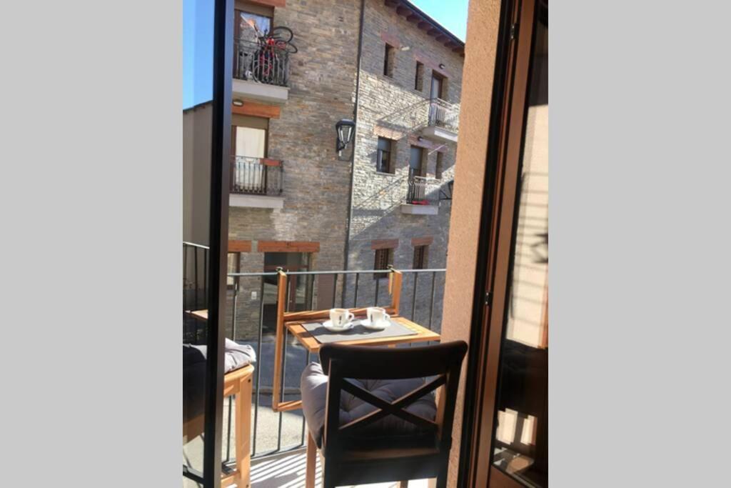 Puigcerda Centro. Acogedor Apartament En El Pueblo Екстер'єр фото